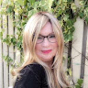 Meet your Posher, Ally